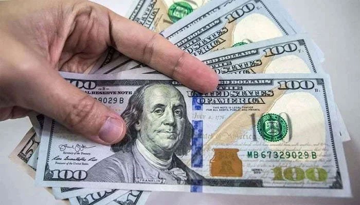 The value of the dollar increased against the rupee for the fifth consecutive day