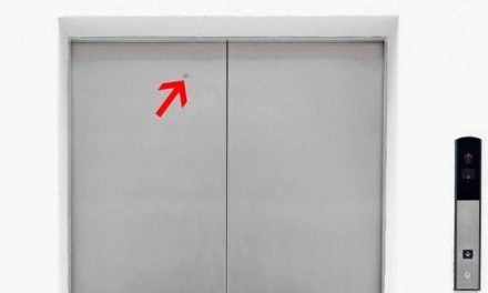 Do you know why there is a small hole in the elevator door?