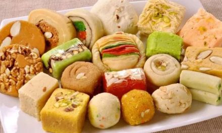 A woman made a mistake while ordering sweets online and lost lakhs of rupees