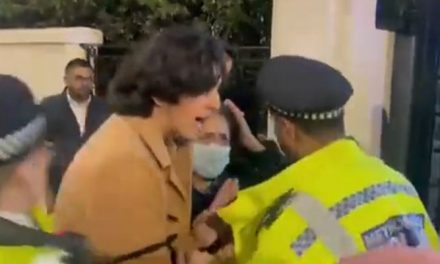 Clashes outside Avonfield in London, police detain PTI supporter Shayan