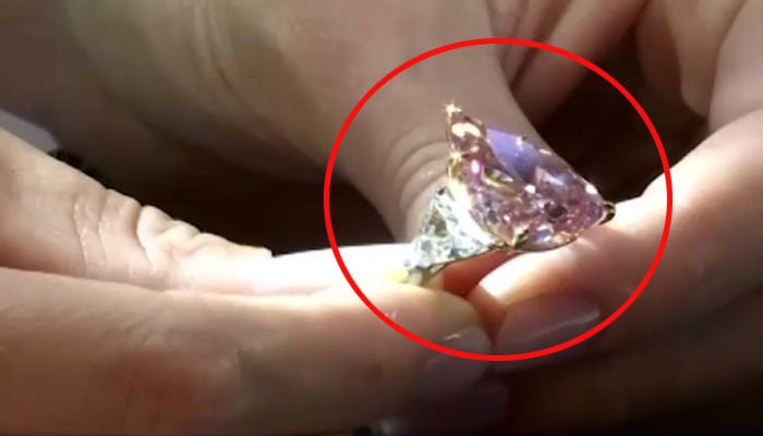 Large pear-shaped pink diamond up for auction