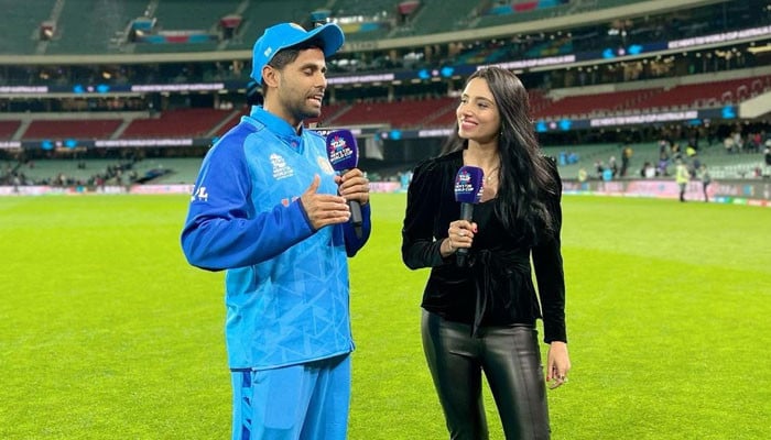 What did Zainab Abbas say when he informed Surya Kumar about becoming the No. 1 batsman?  |  the game