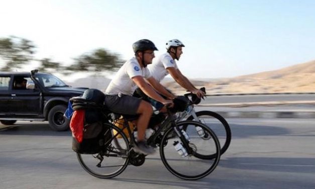 2 friends traveling by bicycle for 3 months to Qatar to watch the World Cup