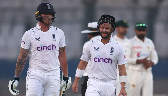 England team close to first clean sweep in Pakistan