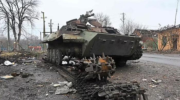 How many years does Russia have the weapons to continue the war in Ukraine?