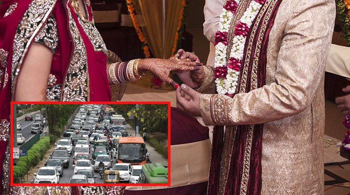 A day after the wedding, the groom escapes leaving the bride in a traffic jam