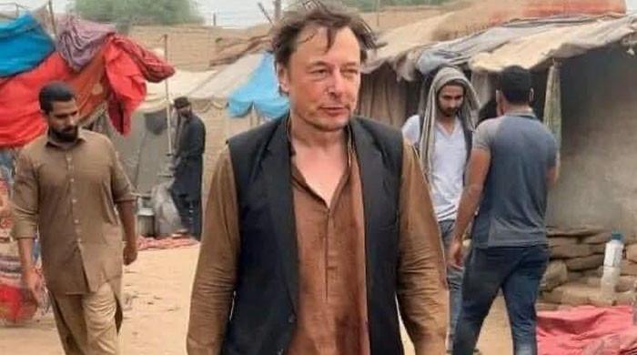 ‘Pakistani Elon Musk after buying fruit’, memes abound on social media