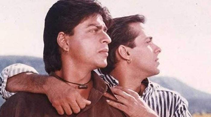 Which famous actor was first cast in place of Salman Khan in the super hit film ‘Karan Arjun’?