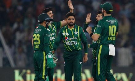 Pakistan defeated New Zealand in the second T20I as well