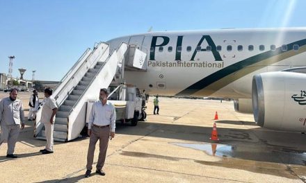 Due to the incompetence of the PIA management, the Kiwi team was waiting for the flight ladder on arrival in Karachi