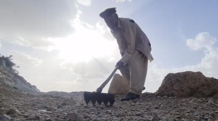 A senior citizen of Quetta cut a mountain and made a jogging track