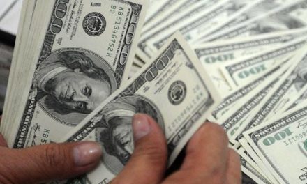 Dollar became expensive in interbank, cheaper in open market